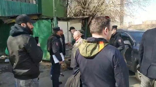 Застройщик «Самолет» начал снос гаражей ГСК «Парус» на Мосфильмовской ? смотреть онлайн