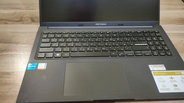 ASUS Vivobook 16 X1605ZA огляд та тест батареї