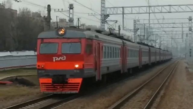 ЭР2Р-7018 На станции Кунцево смотреть онлайн