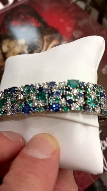 Браслет с изумрудами, сапфирами и бриллиантами " Цвет ? смотреть онлайн