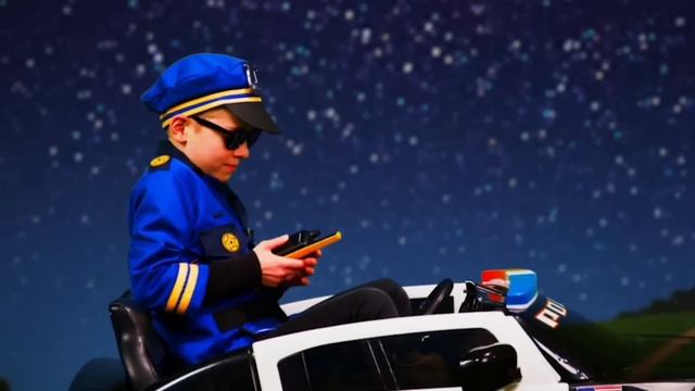Полицейские машины для детей 🚓 Откройте для себя транспортные средства и полицейские развлечения смотреть онлайн