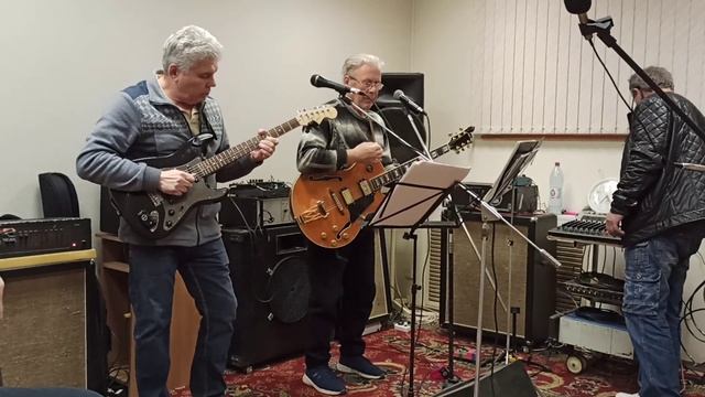 группа УРФИН ДЖЮС