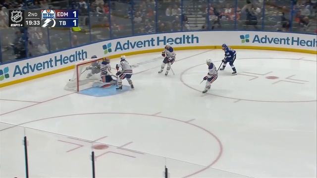 Тампа-Бэй Лайтнинг - Эдмонтон Ойлерз НХЛ Регулярный се смотреть онлайн