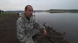 Крупный карась на донки.