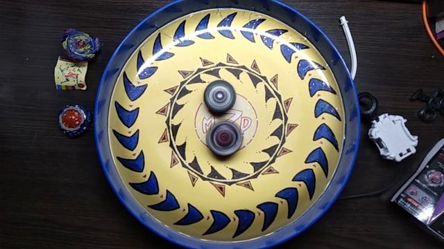 Адская Саламандра Бейблэйд S3 SB ( Hell Salamander Beyblade Burst ) распаковка обзор и битвы смотреть онлайн
