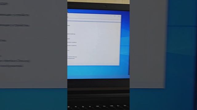 Почти новый Ноутбук Lenovo тест игр Авито