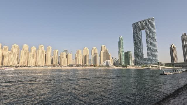 Дубай | Дубай Марина | пляж в марине | 2025 смотреть онлайн