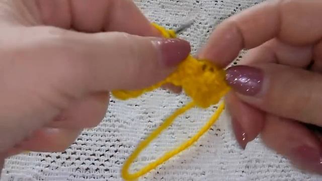 Очень простой и красивый ажурный узор спицами. смотреть онлайн