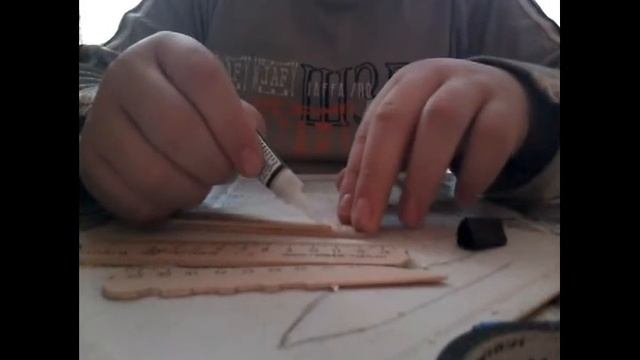 Складной деревянный нож из линеек. смотреть онлайн