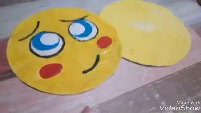 Гигантский сквиши из бумаги смотреть онлайн