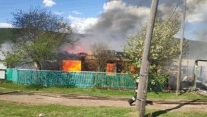 Игравшие с огнем дети сожгли два дома в Иркутской области