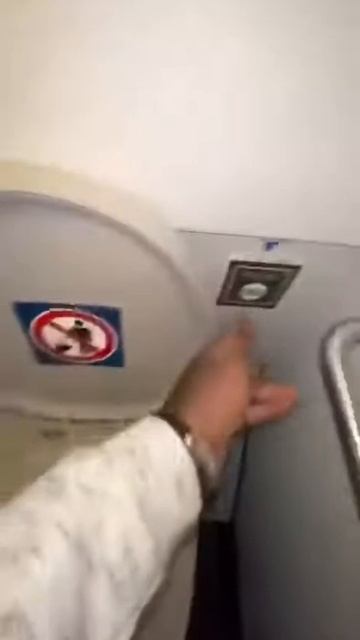 ЛОПНУЛИ ГЛАЗА