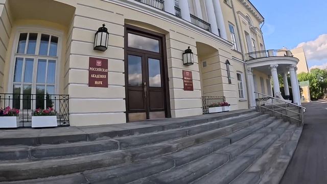 Нескучный сад. КУДА пойти в ЖАРУ смотреть онлайн