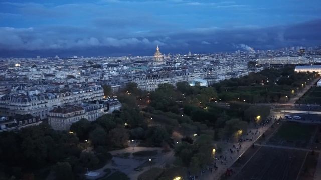 Как мы поехали впервые в Париж, а ещё год назад я бы и н?