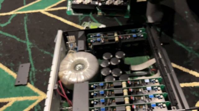 Купили крутой усилитель с Avito, но работает ли он..? смотреть онлайн