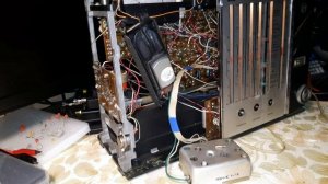 Блок УКВ-1-1с перестроен на ФМ 87,5-108 МГц.