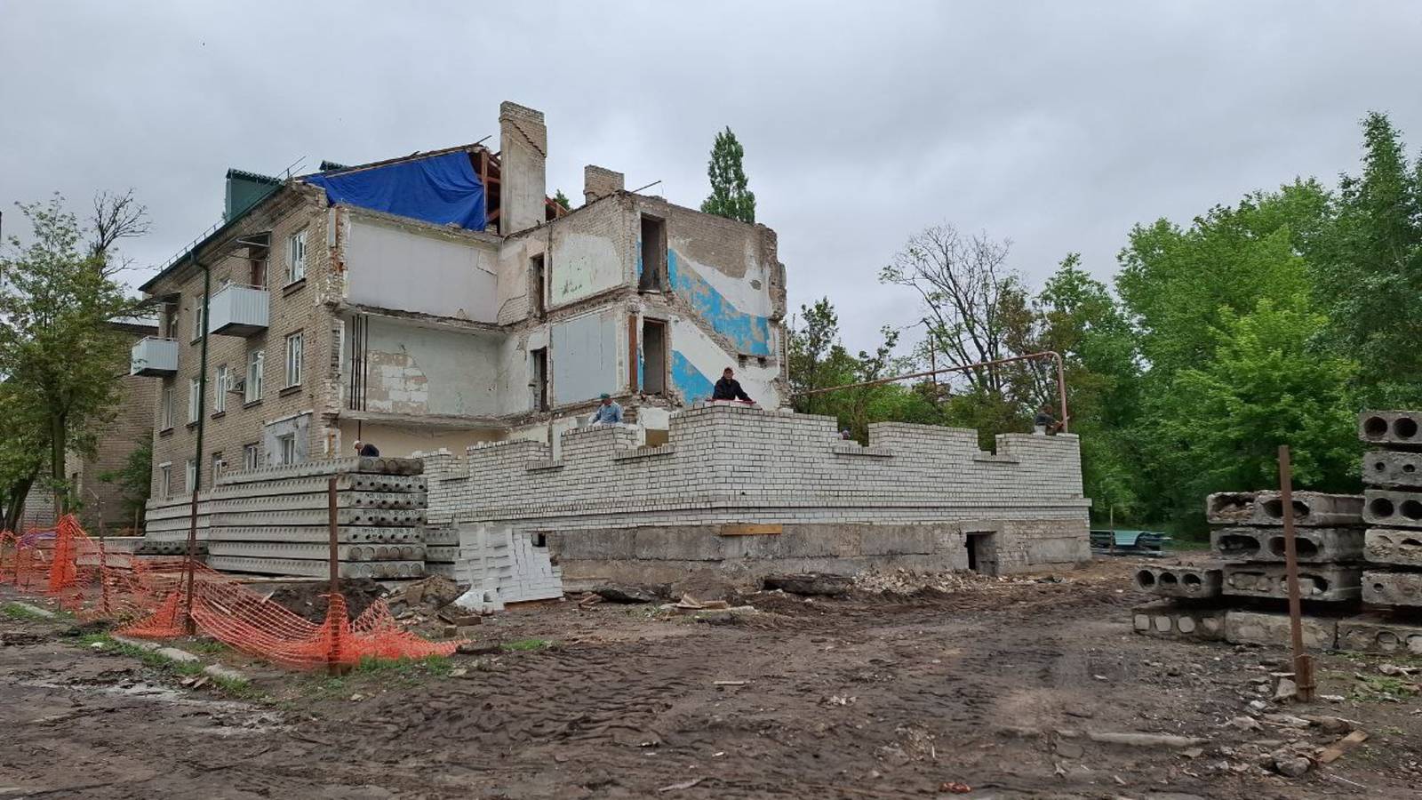 Проехали по улицам города Рубежное! Рубежное в мае 2025! смотреть онлайн