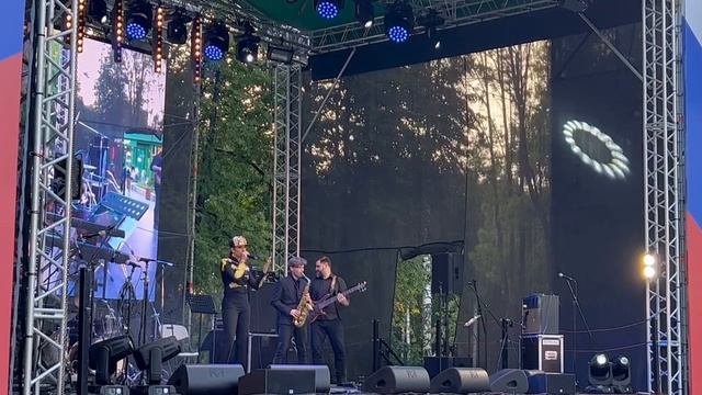 🎸 смотреть онлайн