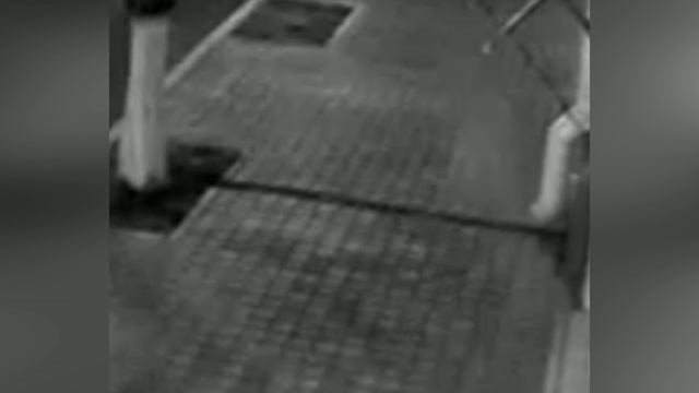 10 ЖУТКИХ ПРИЗРАКОВ СНЯТЫХ НА КАМЕРУ НАБЛЮДЕНИЯ смотреть онлайн