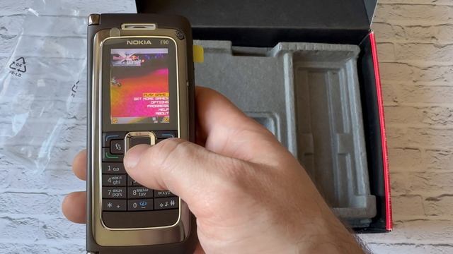 Nokia E90 Communicator. Распаковка. смотреть онлайн
