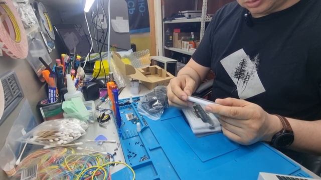 Купил программатор для IPhone смотреть онлайн