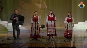 «ЗАПЕЛИ ПЕСНИ», поёт ансамбль «ПТАШИЦА» в гостях у «Митрофановны».