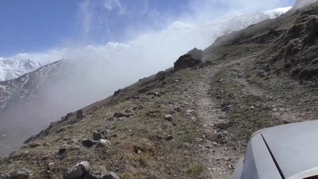 Слабонервным смотреть, не рекомендую смотреть онлайн