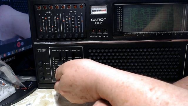 Закончен ремонт радиоприемника Салют 001 смотреть онлайн