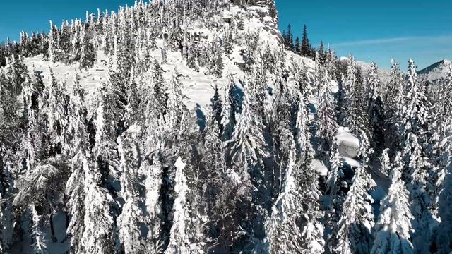 Заснеженность на высоте. Южный Урал. Хребет Большая Су