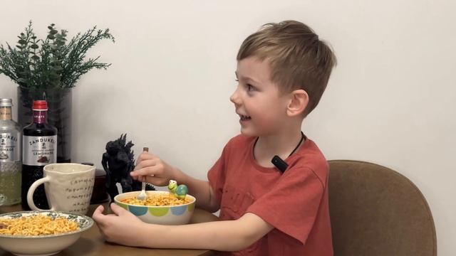 ПРОБУЕМ САМУЮ ОСТРУЮ ЛАПШУ БУЛДАК BULDAK