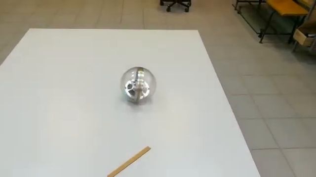 Движение сфероробота с регулятором / Motion of a spherical robot wit смотреть онлайн