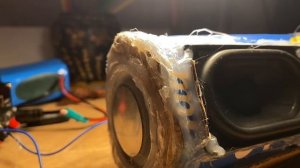 наваливаю люди басс на самодельный JBL charge 4 смотреть до