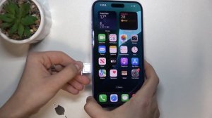 APPLE iPhone 16 Plus | Как вставить SIM-карту