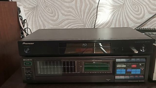 Блюрей проигрыватель Pioneer BDP-150