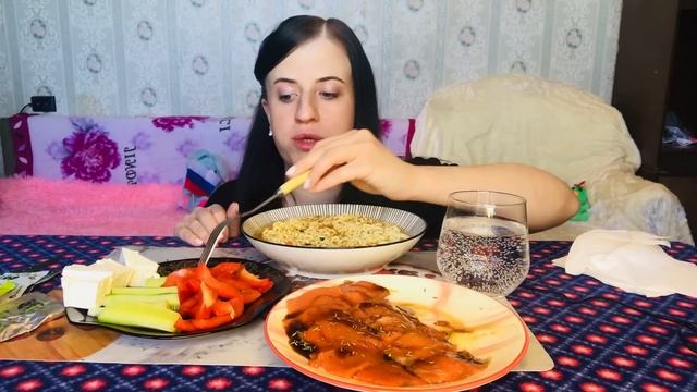 МУКБАНГ ЛАПША/ КРАСНАЯ РЫБКА И ОВОЩИ #asmr #breakfast #обжор #mu