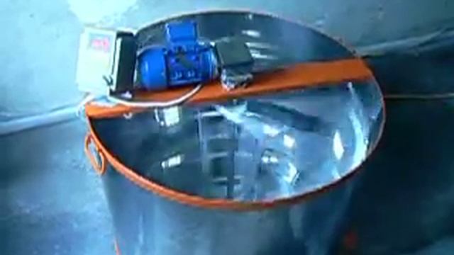 Медогонка электрическая автомат (3 съемные кассеты, 12 ? смотреть онлайн