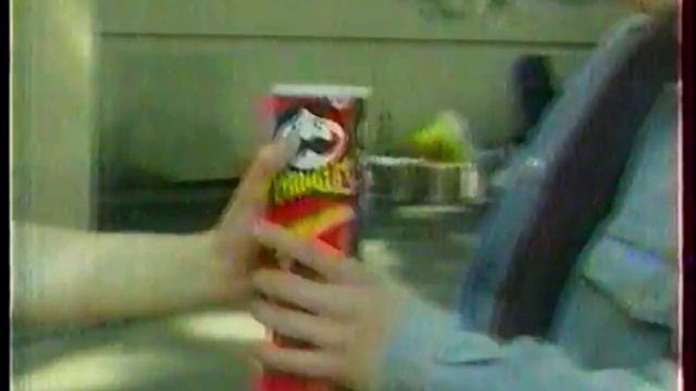 Реклама чипсов "Pringles" (1999 год) смотреть онлайн