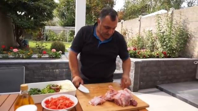 Чахохбили из кролика по-Грузински смотреть онлайн