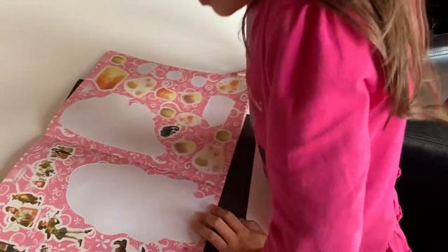 Рапунцель-книжка в картинках и наклейках,Интересное занятие для девочек! смотреть онлайн