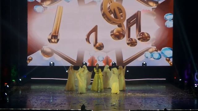 Сольный концерт Петимат Еснакаевой.Песня 