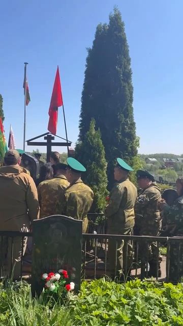 Русская Община приняла участие в панихиде по Евгению Родионову на его могиле в день его памяти смотреть онлайн