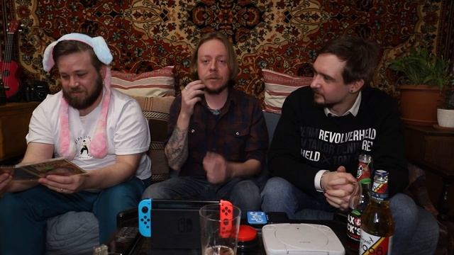 Нашли коробку с дисками для PlayStation1. Оцениваем чью-то к? смотреть онлайн