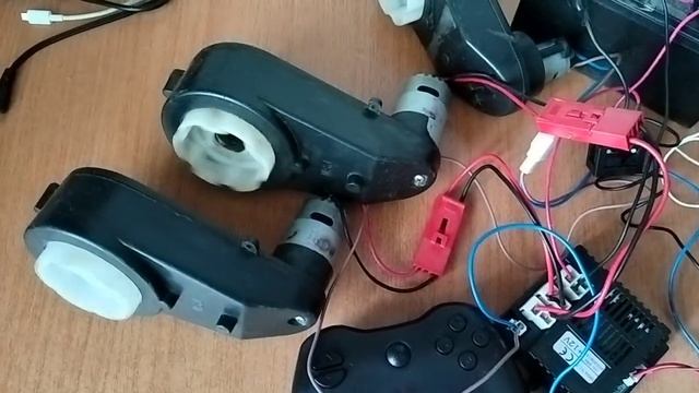 Проверка контроллера DR04 V1.5 для детского электромобил?