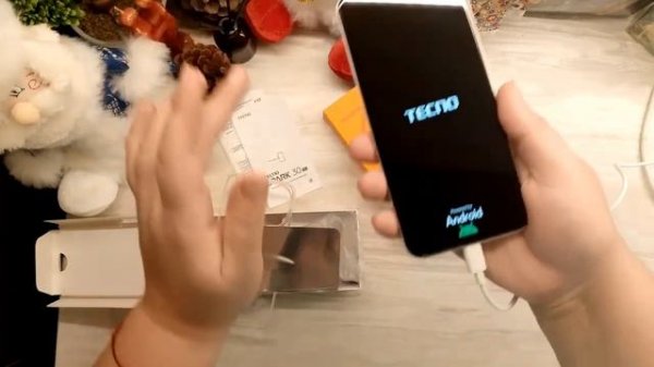 Распаковка Tecno spark 30 5 G 128/6,108 mpx