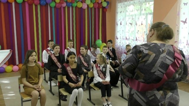 Новогиреево. Последний звонок у 4-х классов. смотреть онлайн