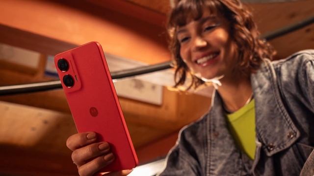 Moto G35 5G 💥 евтин смартфон ✨ с голяма батерия ✅ и цена д? смотреть онлайн