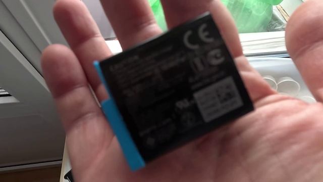 Как вытащить Аккумулятор GoPro HERO 12-9 если он вздулся в камере. Обзор Гопро смотреть онлайн