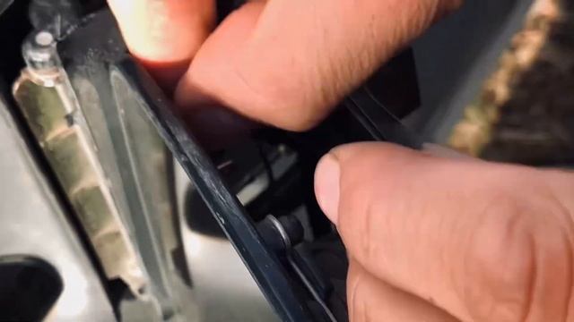 Как открыть любую дверь когда аккумулятор съел. Mercedes Be смотреть онлайн
