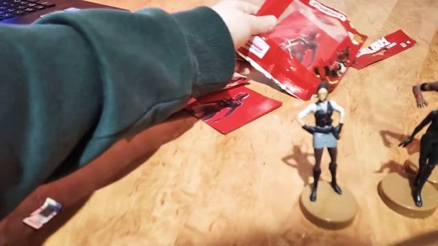 Fortnite распаковка фигурок