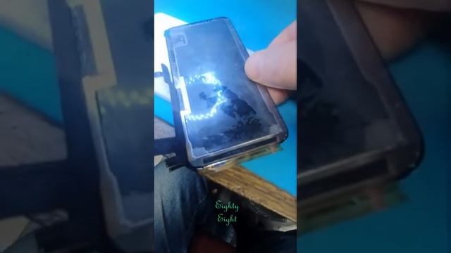 Замена шлейфа дисплея #IphoneX# с помощью анизотропной пр?